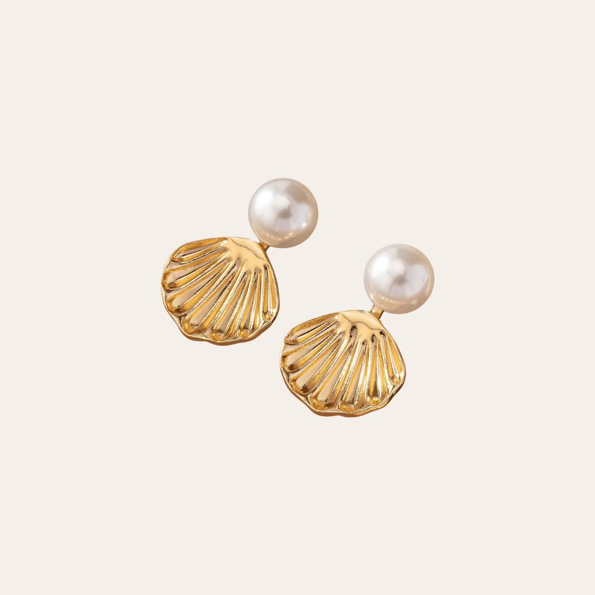 Artistic Vintage Shell Pearl Earrings - Elegant Korean Style Studs